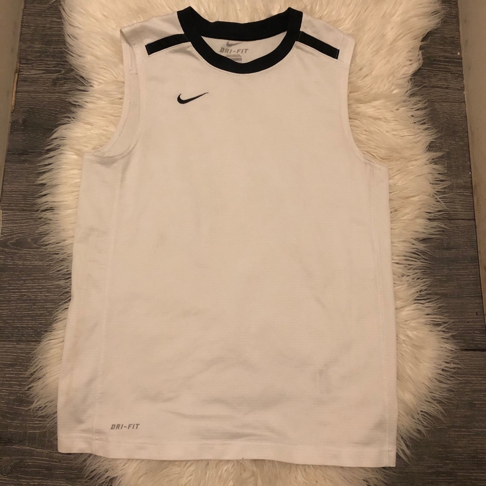 Man’s Nike T-shirt